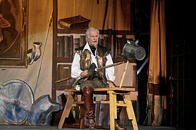 Мигель де Сервантес-Дон Кихот, "Человек из Ламанчи", 2005 г.